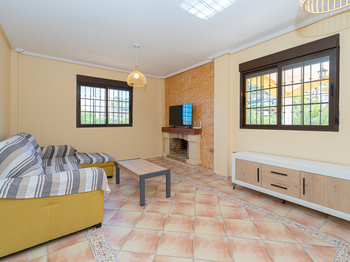 Villa moderne 6 pers. avec piscine privée à Fondó de les Neus - Photo 9