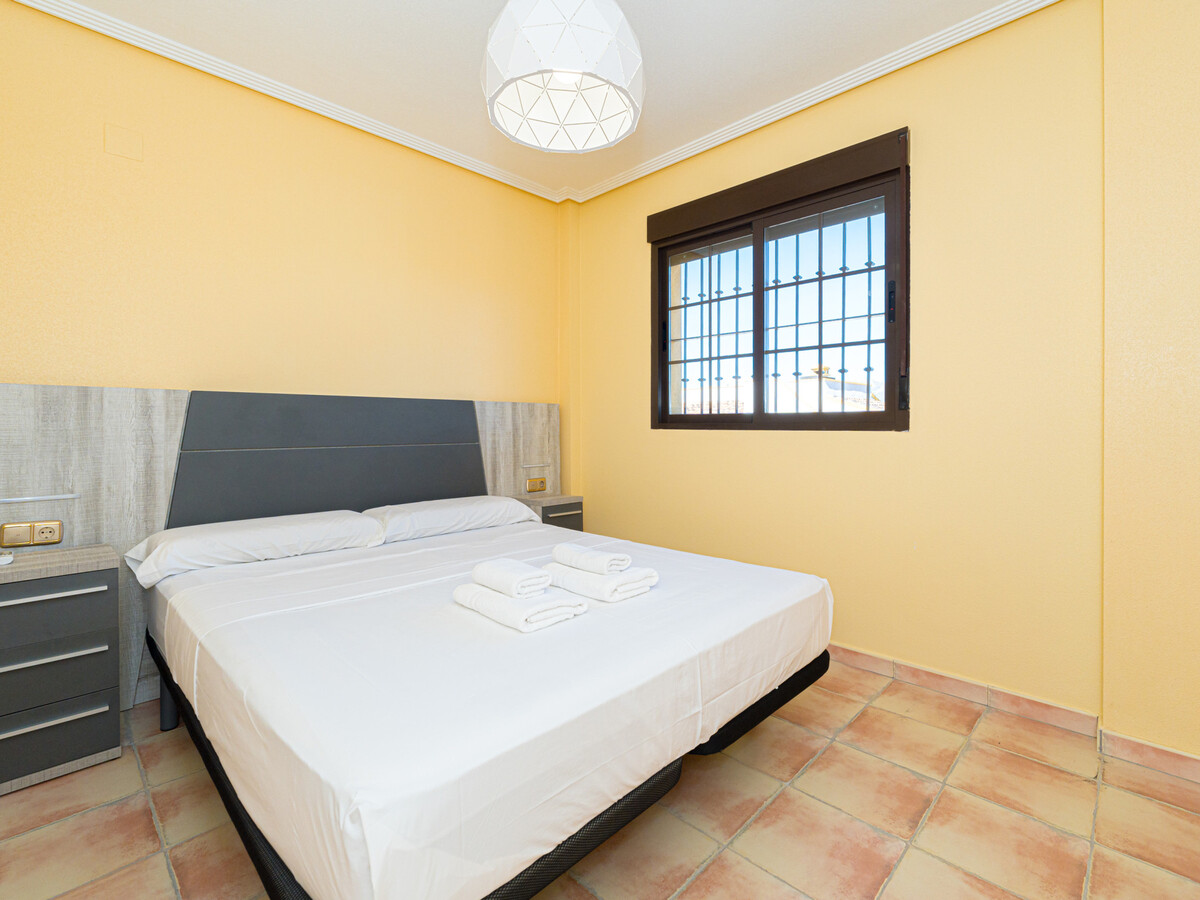 Villa moderne 6 pers. avec piscine privée à Fondó de les Neus - Photo 13