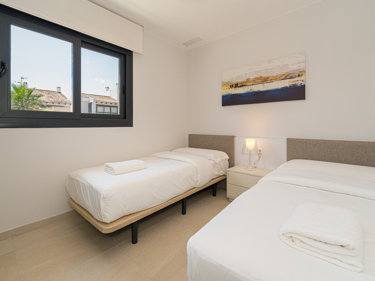 Appartement 100 m² avec terrasse et piscine chauffée - Photo 14