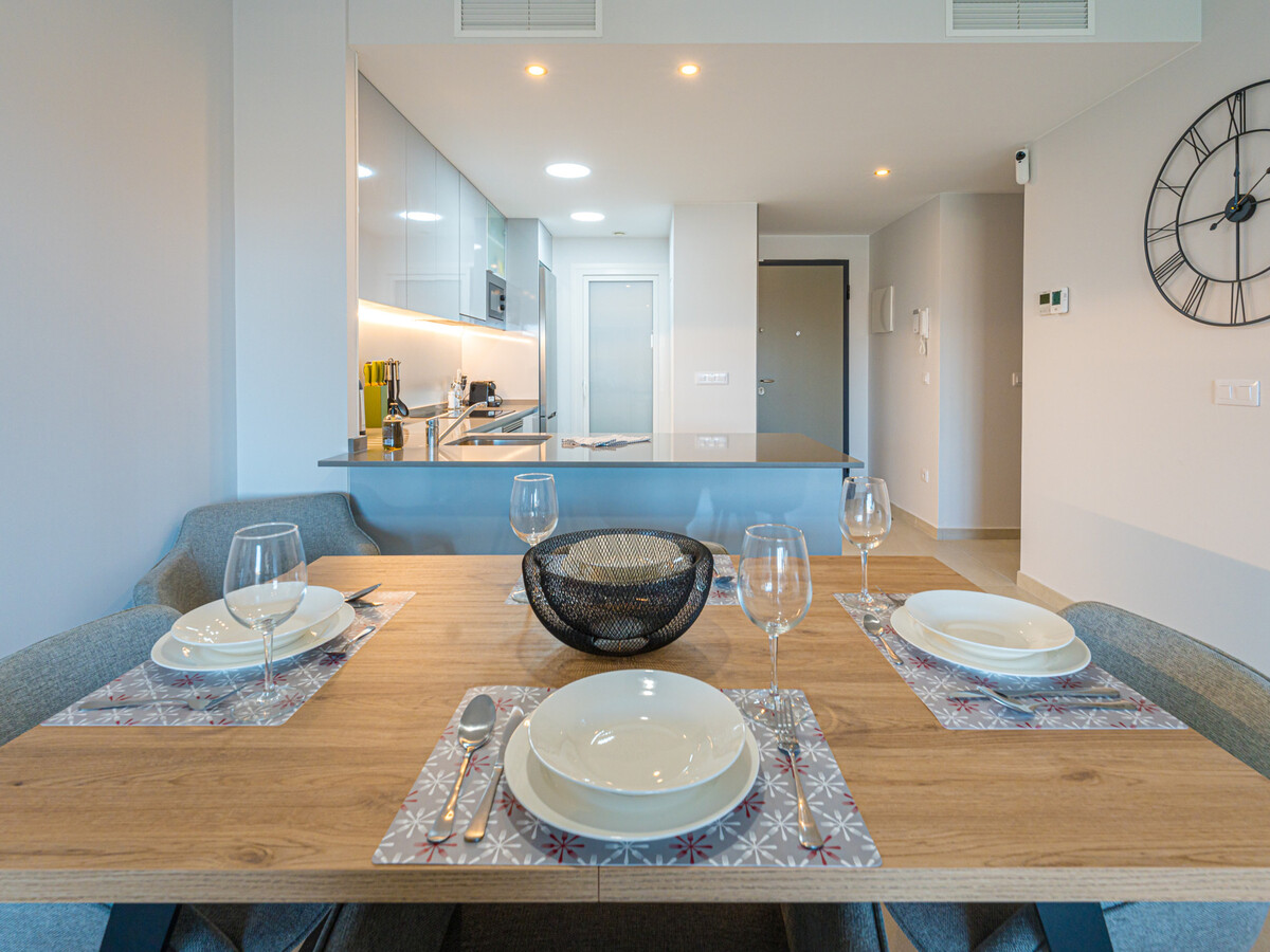 Appartement 100 m² avec terrasse et piscine chauffée - Photo 17