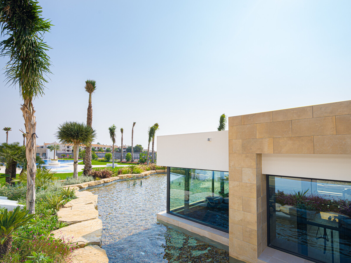 Appartement 100 m² avec terrasse et piscine chauffée - Photo 33