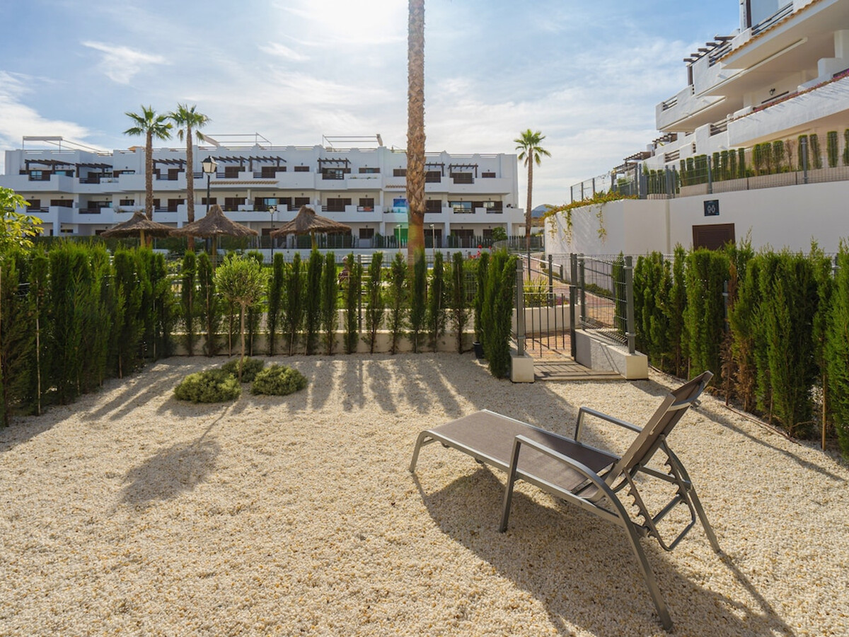Appartement neuf avec piscine, 500m plage - Photo 4
