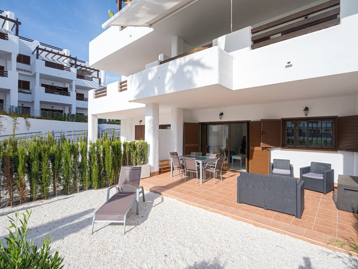 Appartement neuf avec piscine, 500m plage - Photo 5