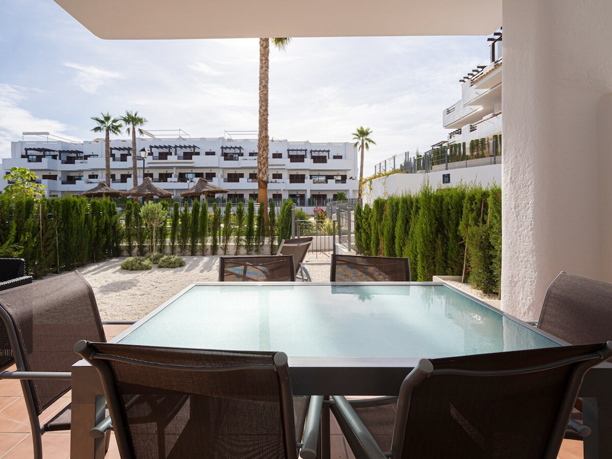 Appartement neuf avec piscine, 500m plage - Photo 8