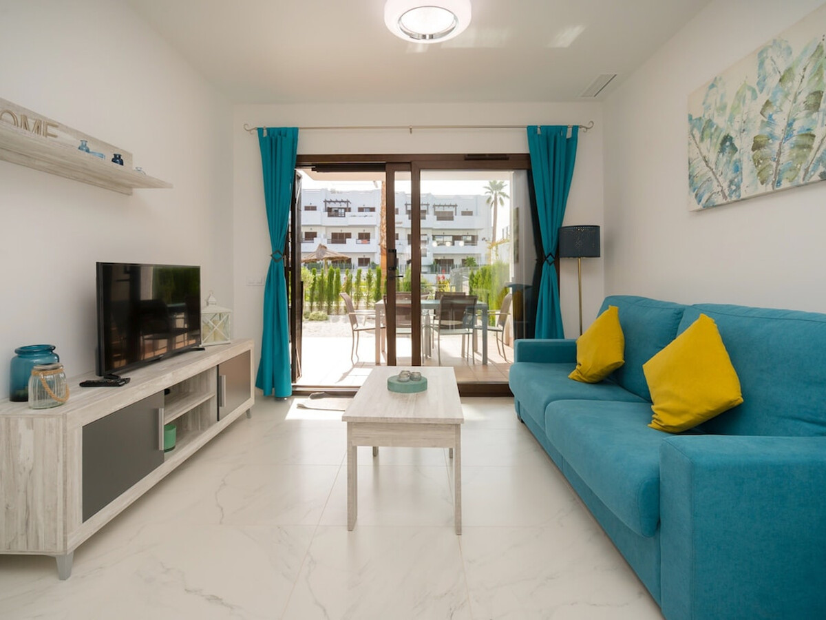 Appartement neuf avec piscine, 500m plage - Photo 9