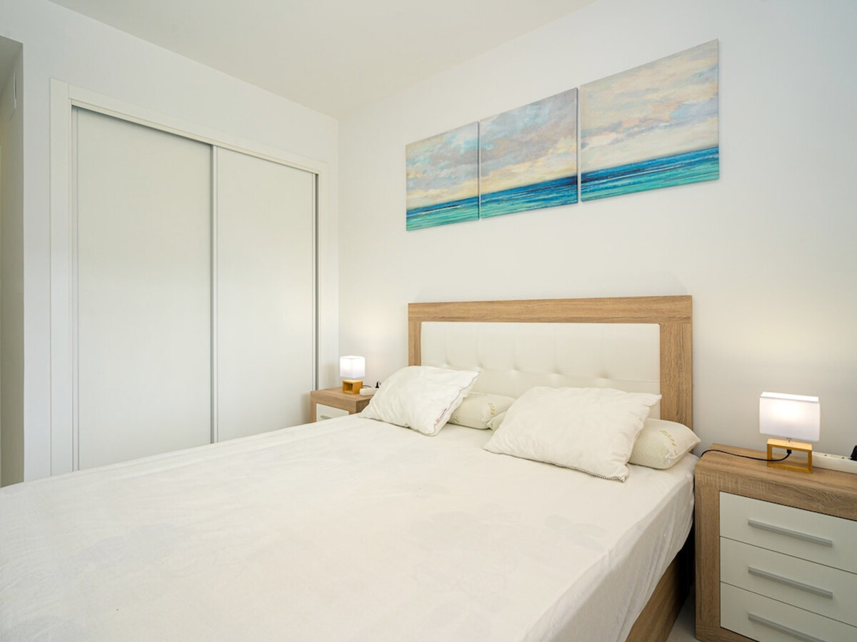 Appartement neuf avec piscine, 500m plage - Photo 15