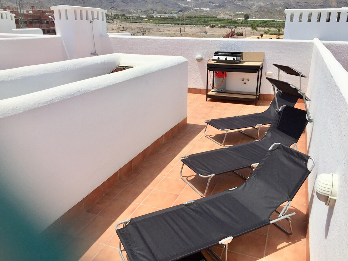 Appartement 2 chambres avec piscine à 500m de la plage - Photo 6