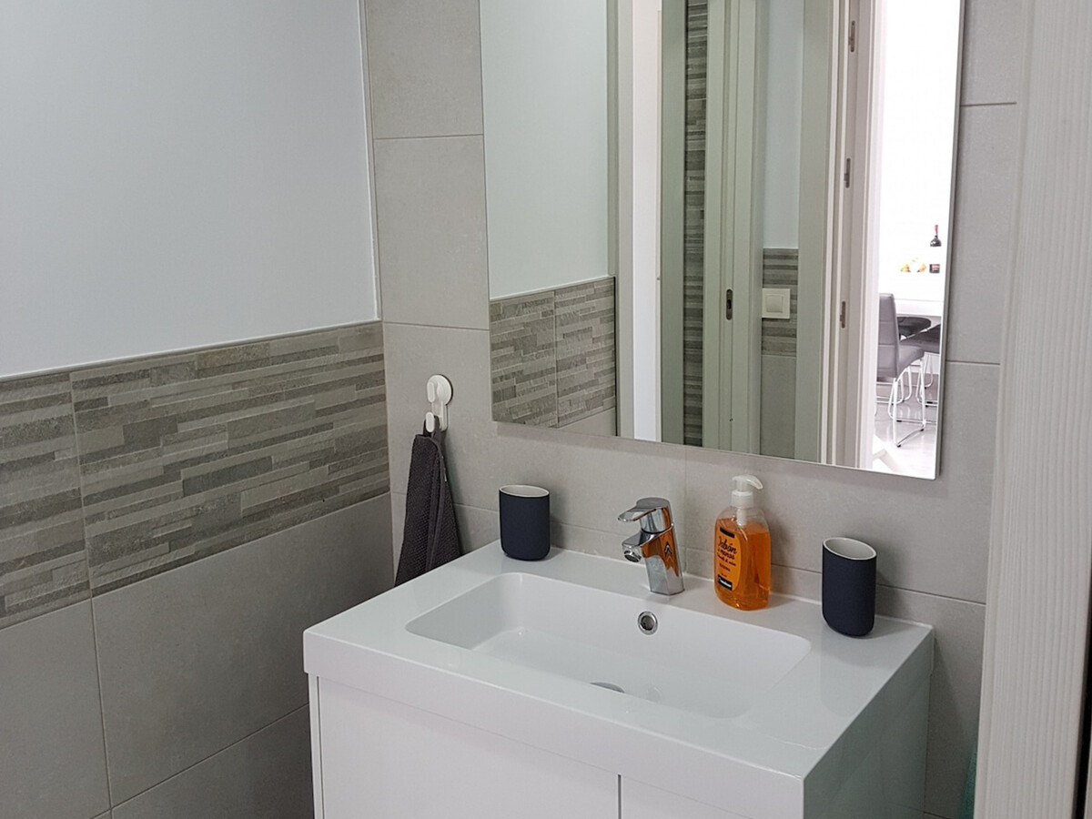 Appartement 2 chambres avec piscine à 500m de la plage - Photo 15