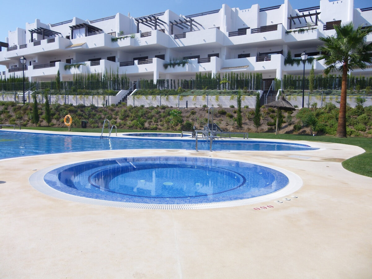 Appartement 2 chambres avec piscine à 500m de la plage - Photo 19