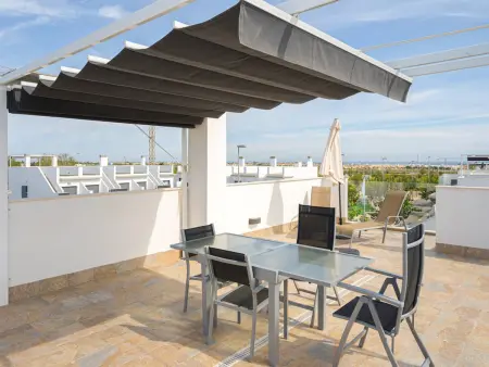 Appartement 4 pers. avec piscine et solarium vue mer : photo 10