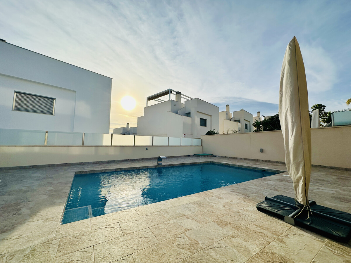 Villa 3 chambres piscine privée, vue mer à San Miguel - Photo 22