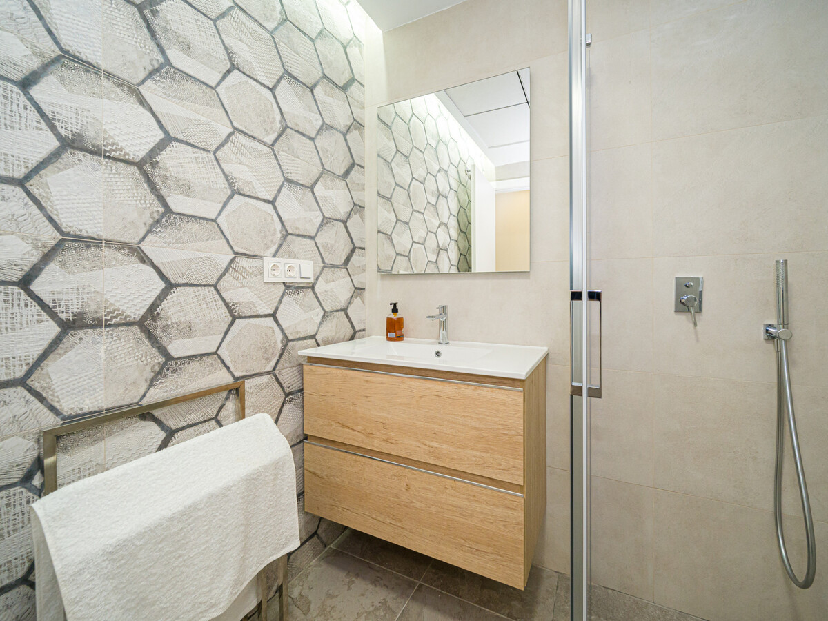 Appartement 90 m² avec terrasse, piscine et clim - Torrevieja - Photo 23