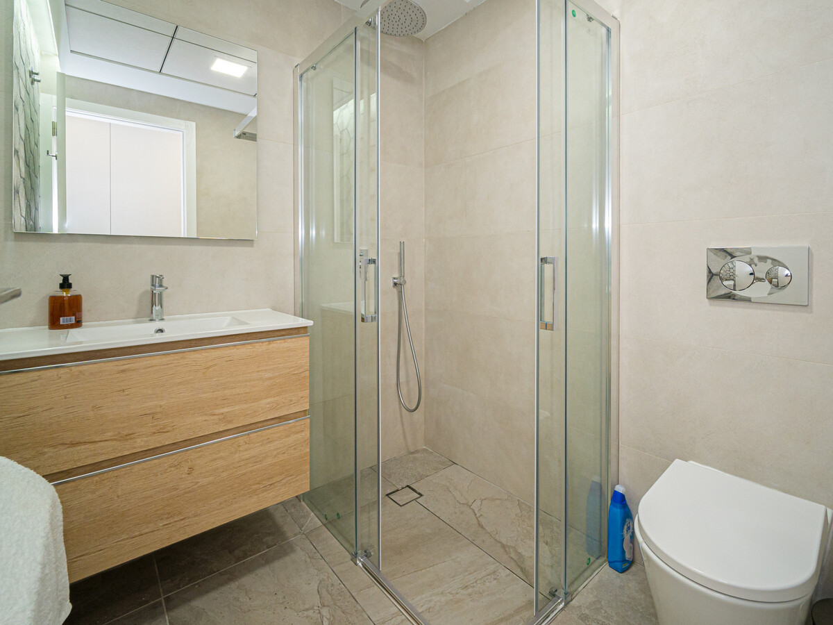 Appartement 90 m² avec terrasse, piscine et clim - Torrevieja - Photo 24