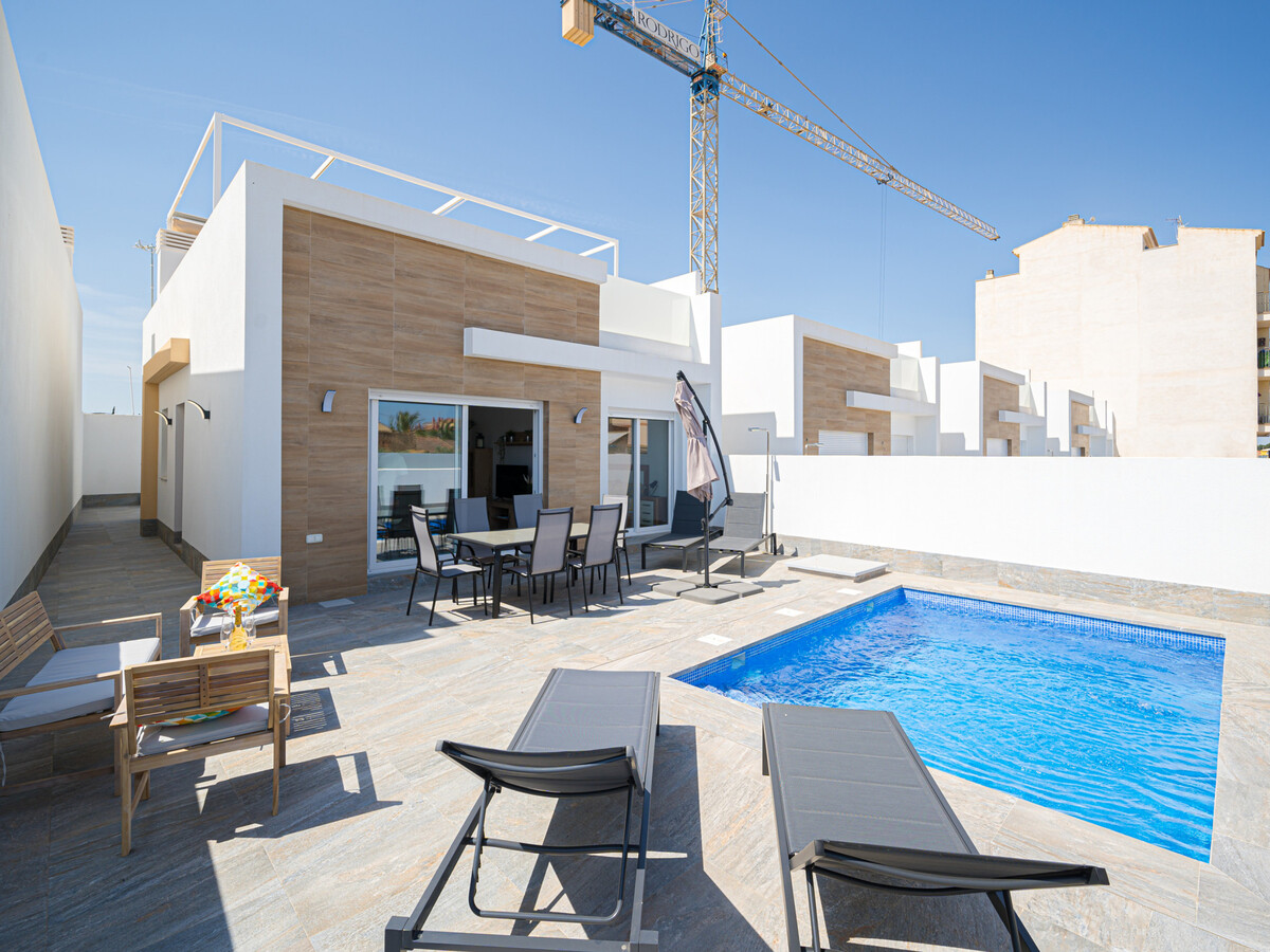 Villa moderne 3 chambres, piscine chauffée à Avileses - Photo 2