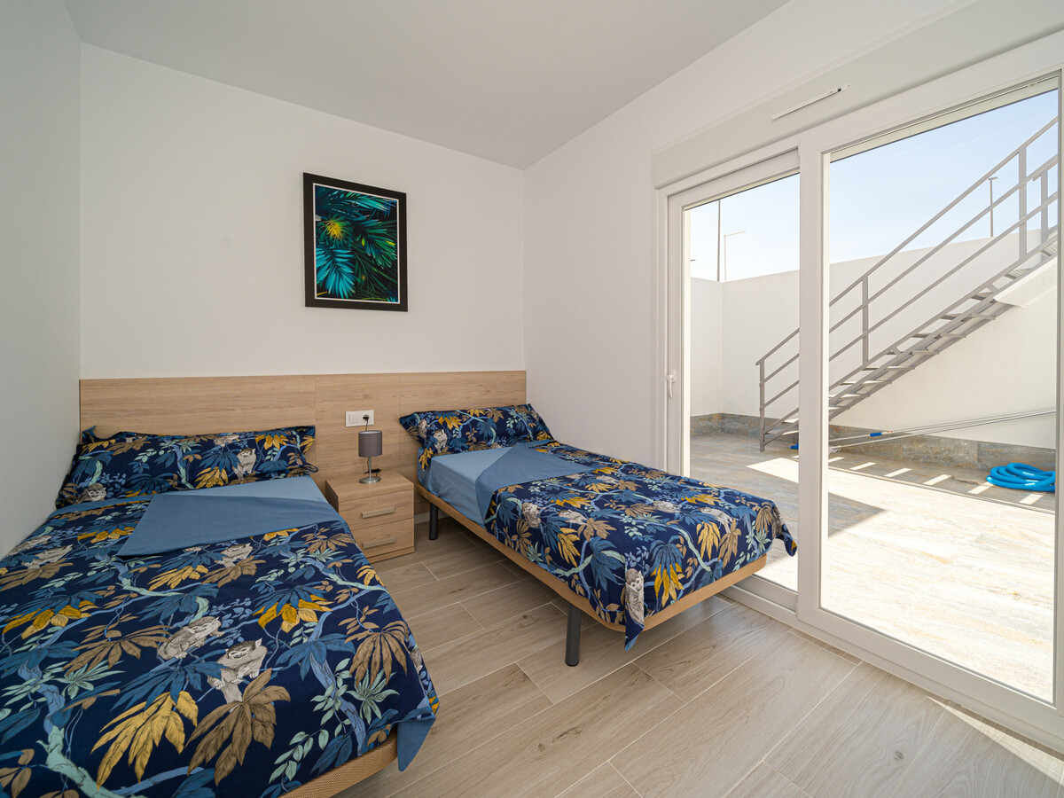 Villa moderne 3 chambres, piscine chauffée à Avileses - Photo 26