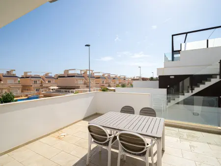 Appartement 70 m² climatisé, piscine & terrasse à Pilar de la Horadada : photo 4