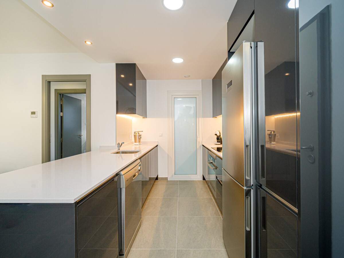 Appartement 3 chambres vue jardin avec piscine chauffée - Photo 11