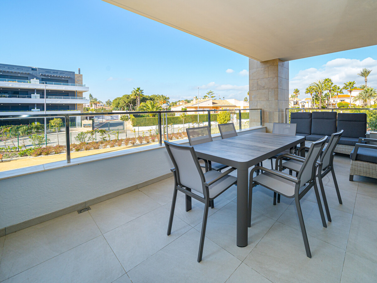 Appartement 3 chambres vue jardin avec piscine chauffée - Photo 15