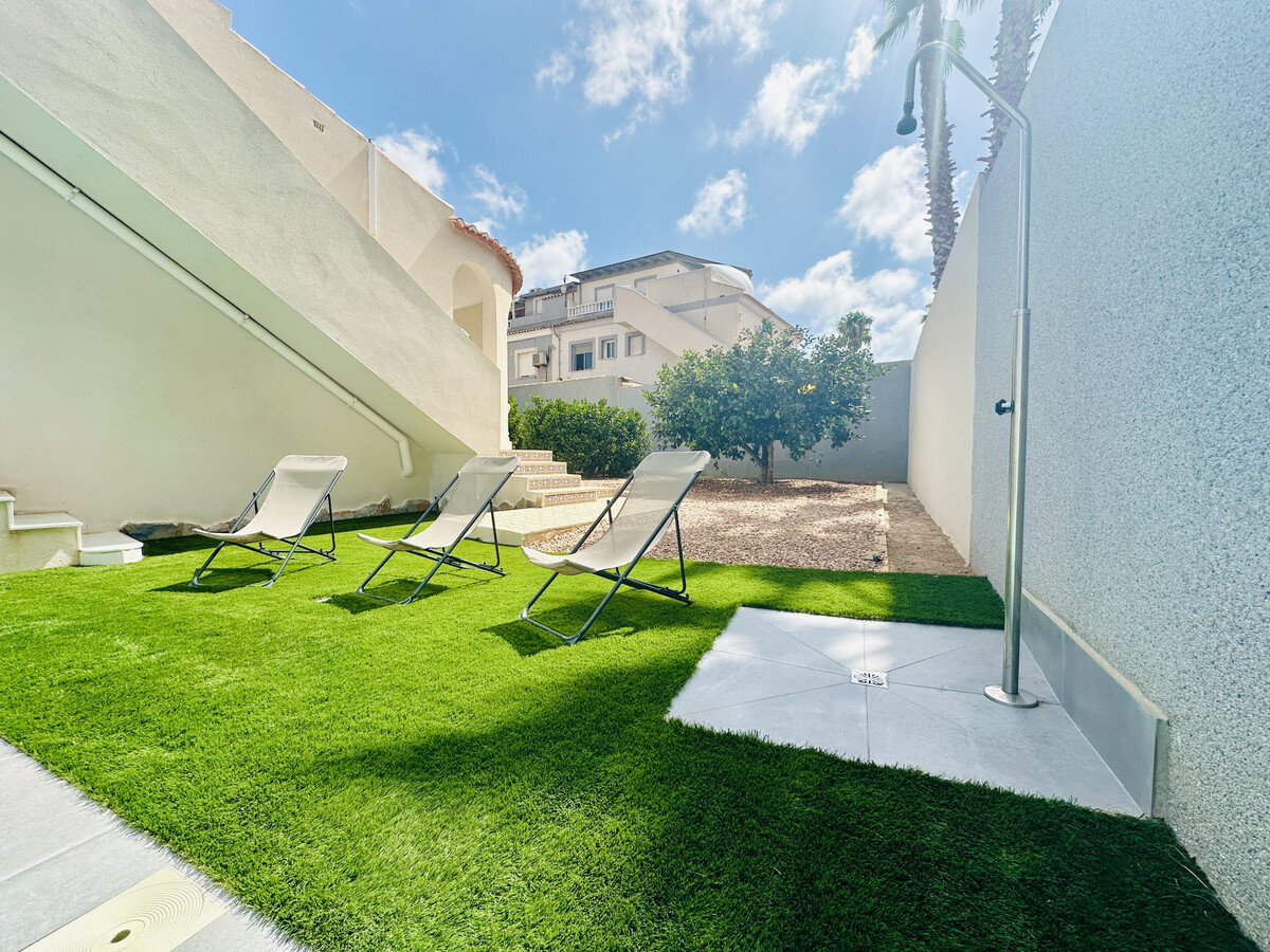 Villa moderne 3 chambres avec piscine privée à Torrevieja - Photo 5