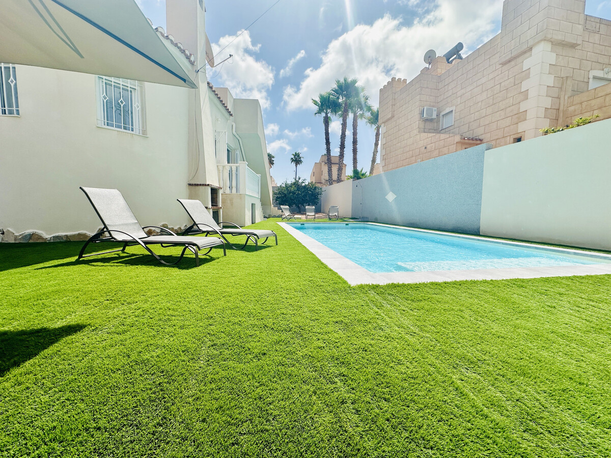 Villa moderne 3 chambres avec piscine privée à Torrevieja - Photo 6