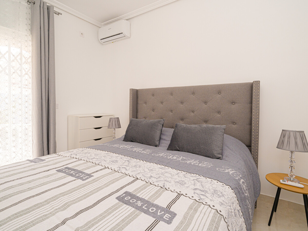 Villa moderne 3 chambres avec piscine privée à Torrevieja - Photo 17
