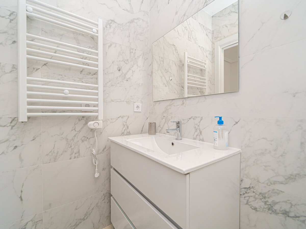 Villa moderne 3 chambres avec piscine privée à Torrevieja - Photo 25