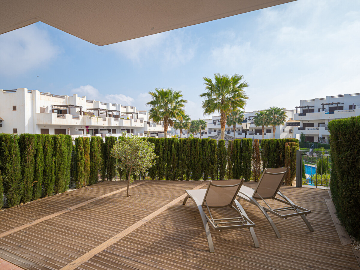 Appartement 2 ch avec piscine à 500 m de plage - Photo 4