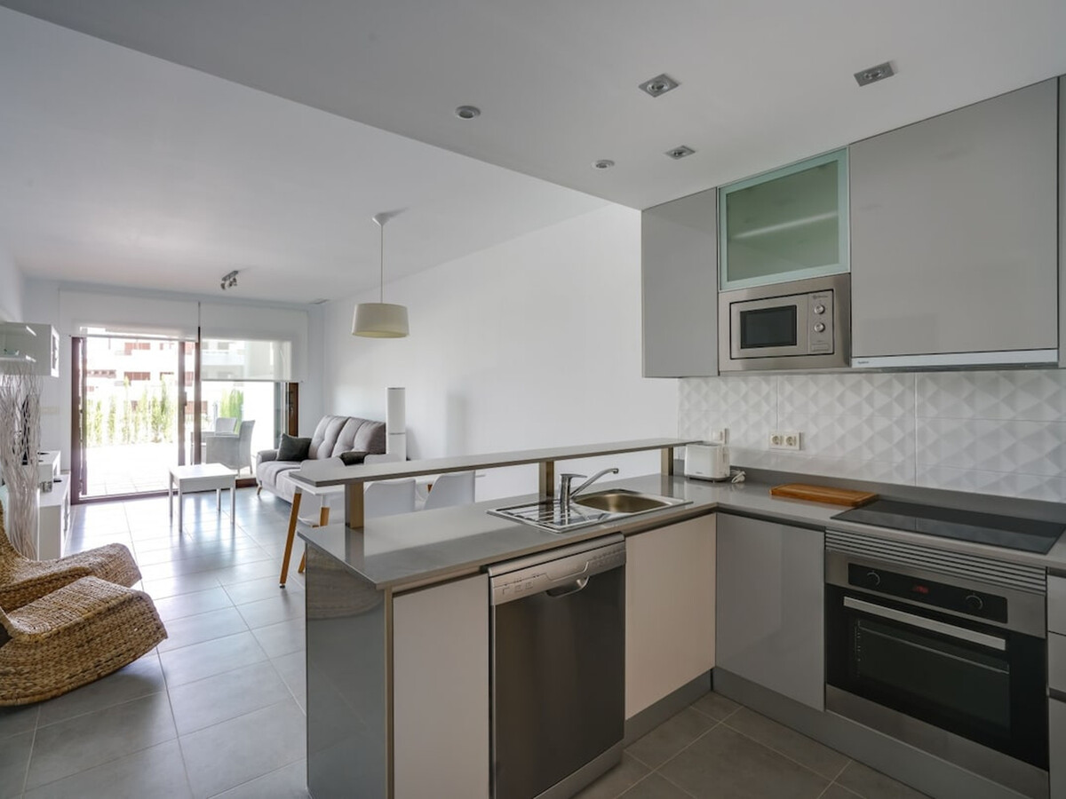 Appartement 2 ch avec piscine à 500 m de plage - Photo 8