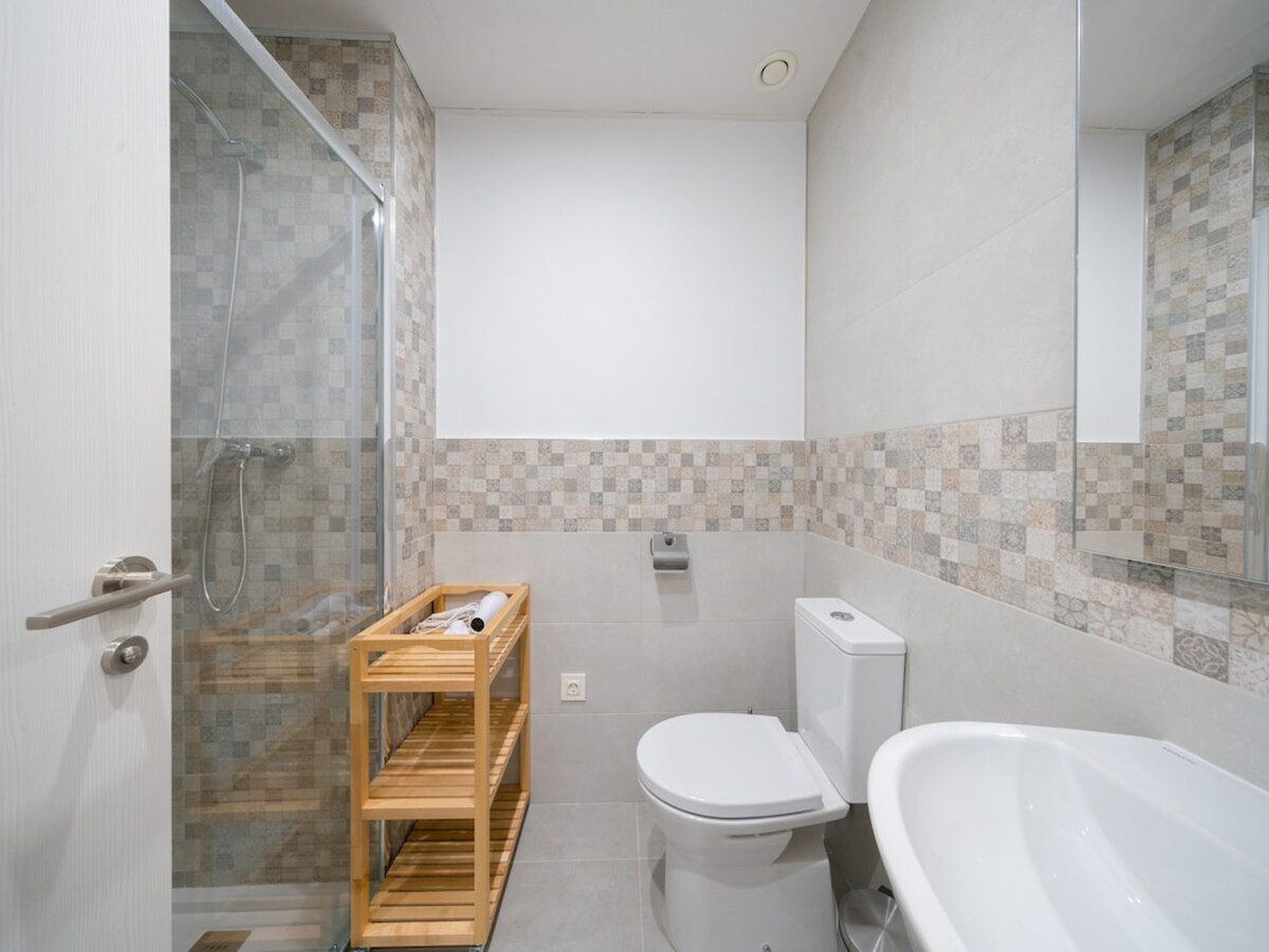 Appartement 2 ch avec piscine à 500 m de plage - Photo 12