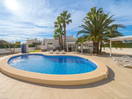 Location villa à Torrevieja, Villa moderne avec piscine - 6 pers.