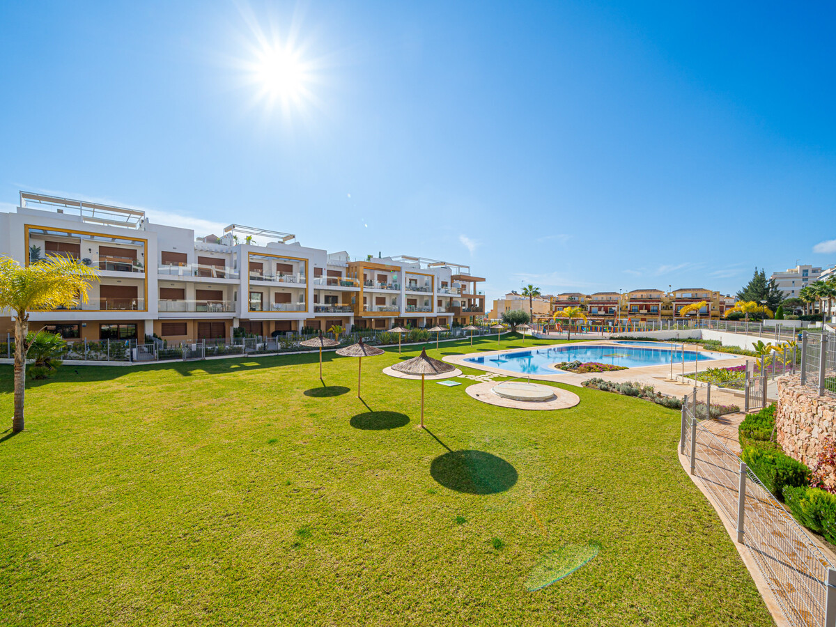 Appartement 75 m² vue jardin et piscine - Dehesa Campoamor - Photo 1
