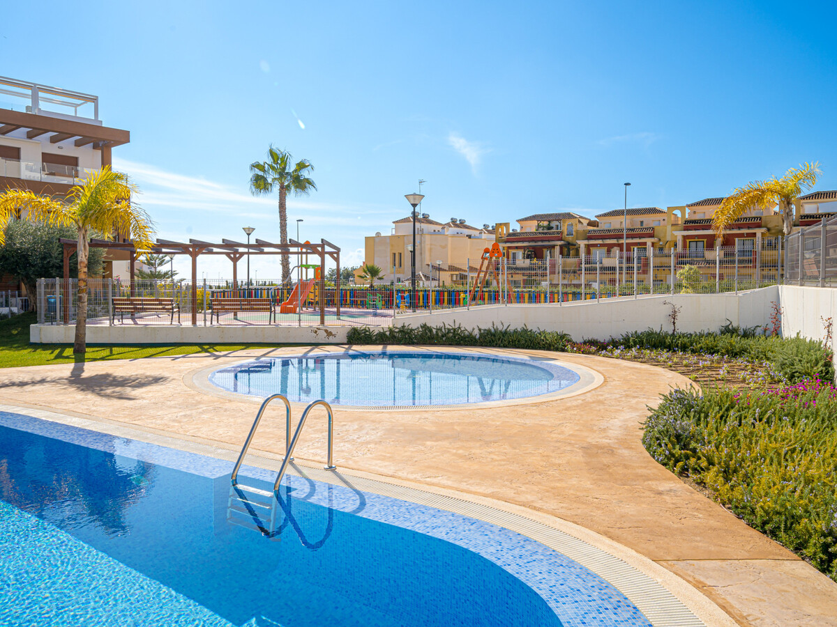 Appartement 75 m² vue jardin et piscine - Dehesa Campoamor - Photo 4