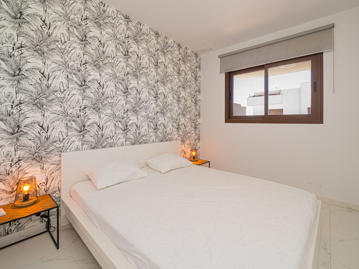 Appartement 75 m² vue mer, piscine et parking - San Juan - Photo 18