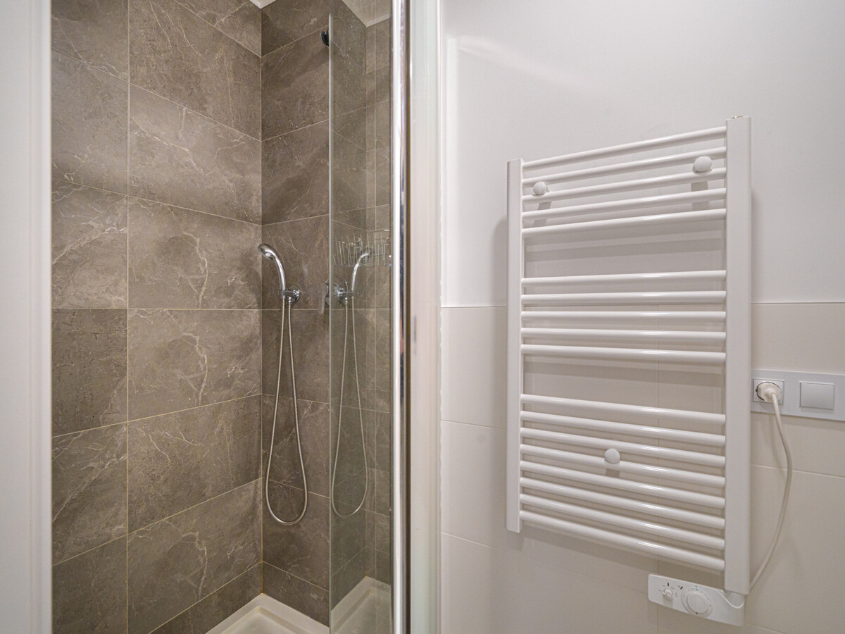 Appartement 75 m² vue mer, piscine et parking - San Juan - Photo 23