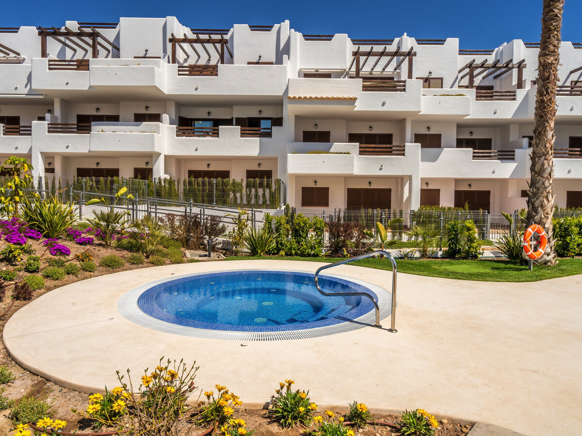 Appartement 75 m² vue mer, piscine et parking - San Juan - Photo 31