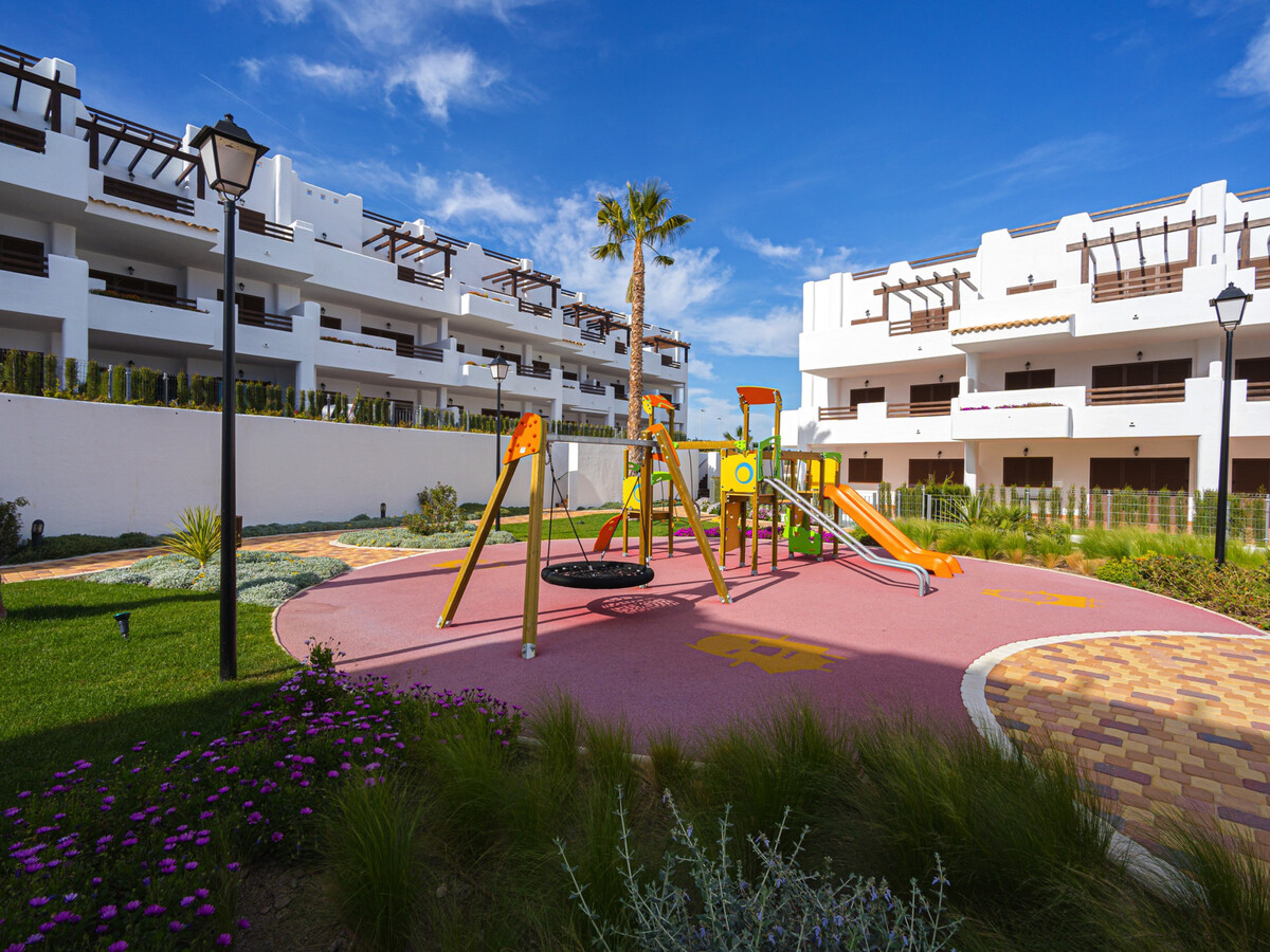 Appartement 75 m² vue mer, piscine et parking - San Juan - Photo 32