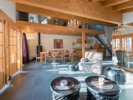 Location appartement à Lauterbrunnen, Waldbort Penthouse Suite