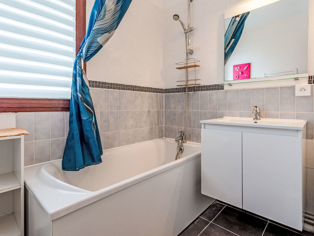 Les Sylvestres – Apt 2 pièces à 500 m de la mer - Photo 11