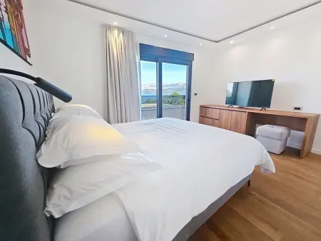 Villa Aloa II à Splitska, piscine privée et vue mer : photo 18