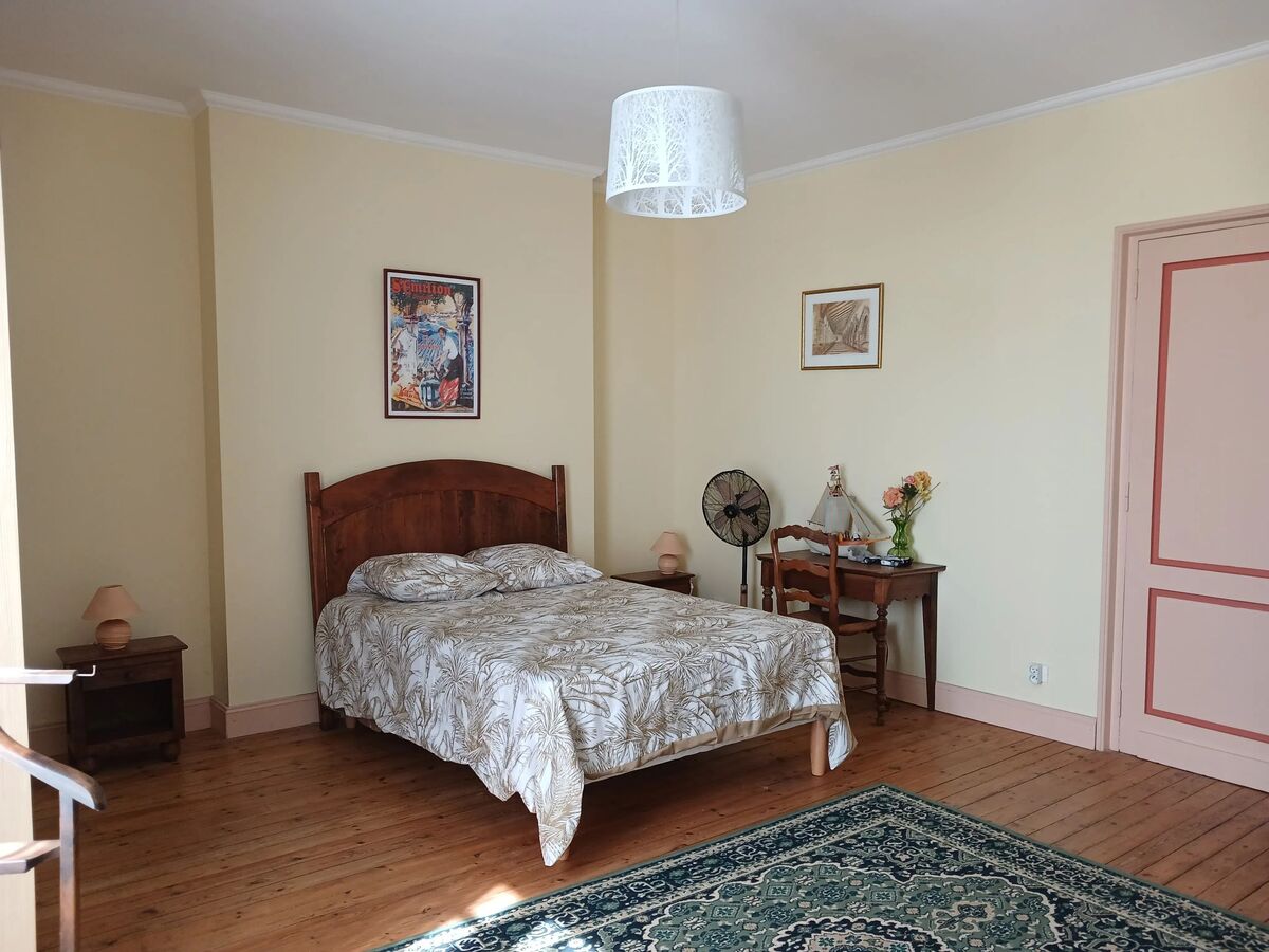 Appartement 80 m² Saint-Émilion, jardin privé et parking - Photo 2