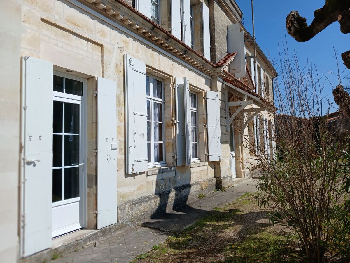 Appartement 80 m² Saint-Émilion, jardin privé et parking - Photo 4