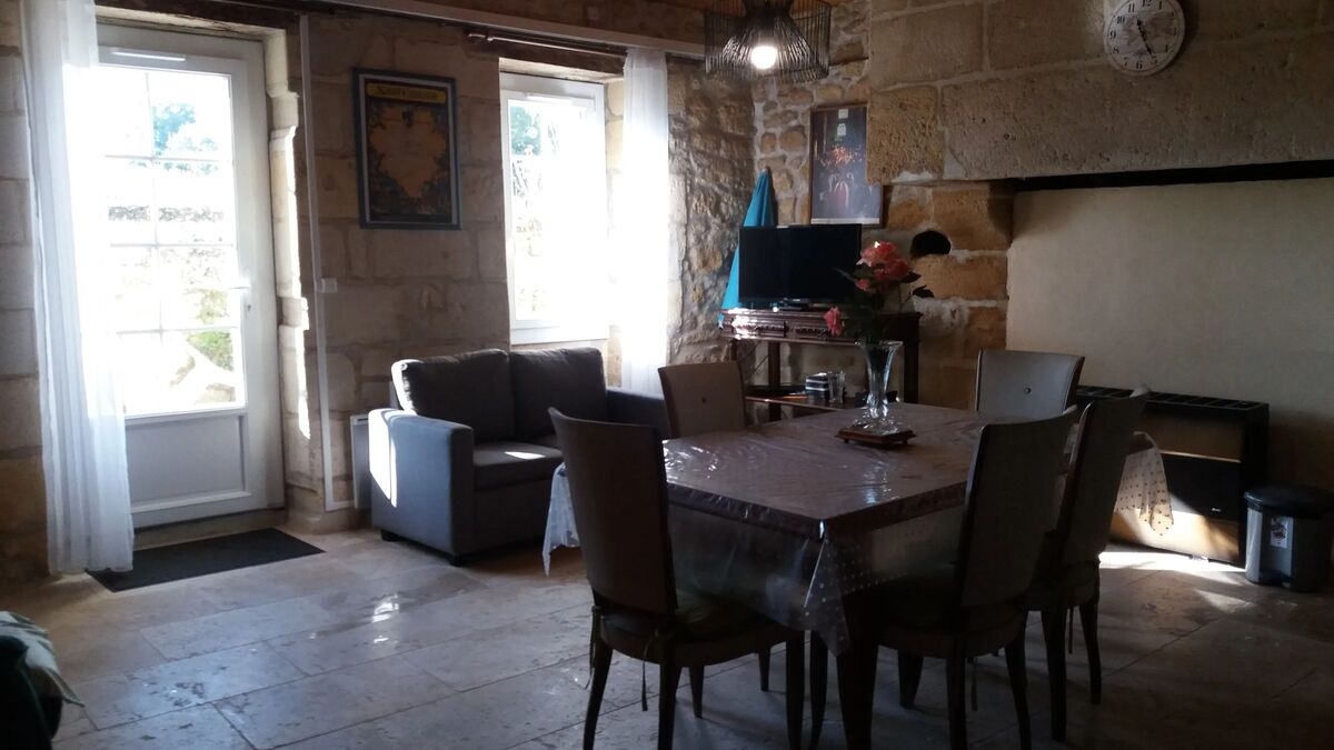 Appartement 80 m² Saint-Émilion, jardin privé et parking - Photo 5