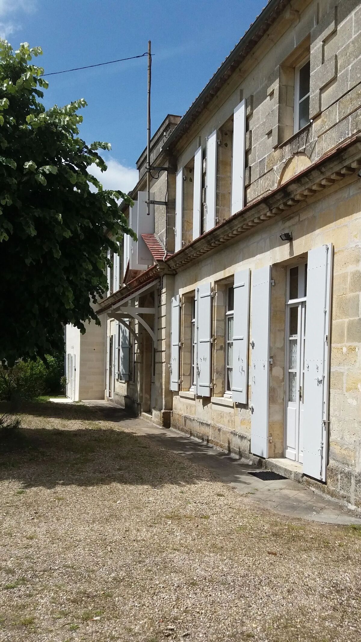 Appartement 80 m² Saint-Émilion, jardin privé et parking - Photo 9