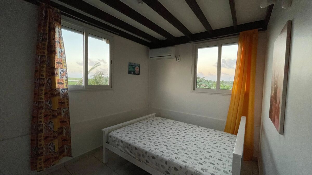 Maison 2 chambres avec terrasse et vue montagnes à Baie-Mahault - Photo 9