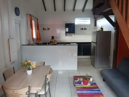 Location maison à Baie Mahault, Maison individuelle avec jardin à Baie-Mahault, 84 m²