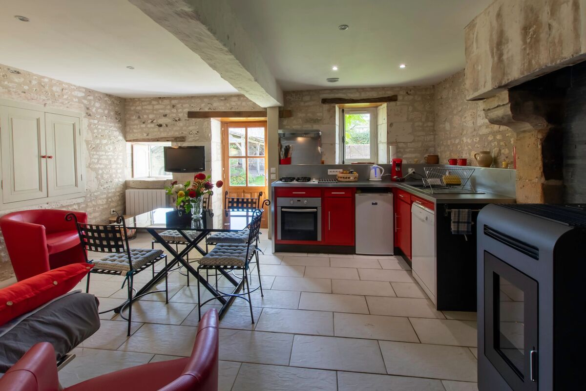 Maison 5 chambres avec spa et jardin d'activités à Assay - Photo 4