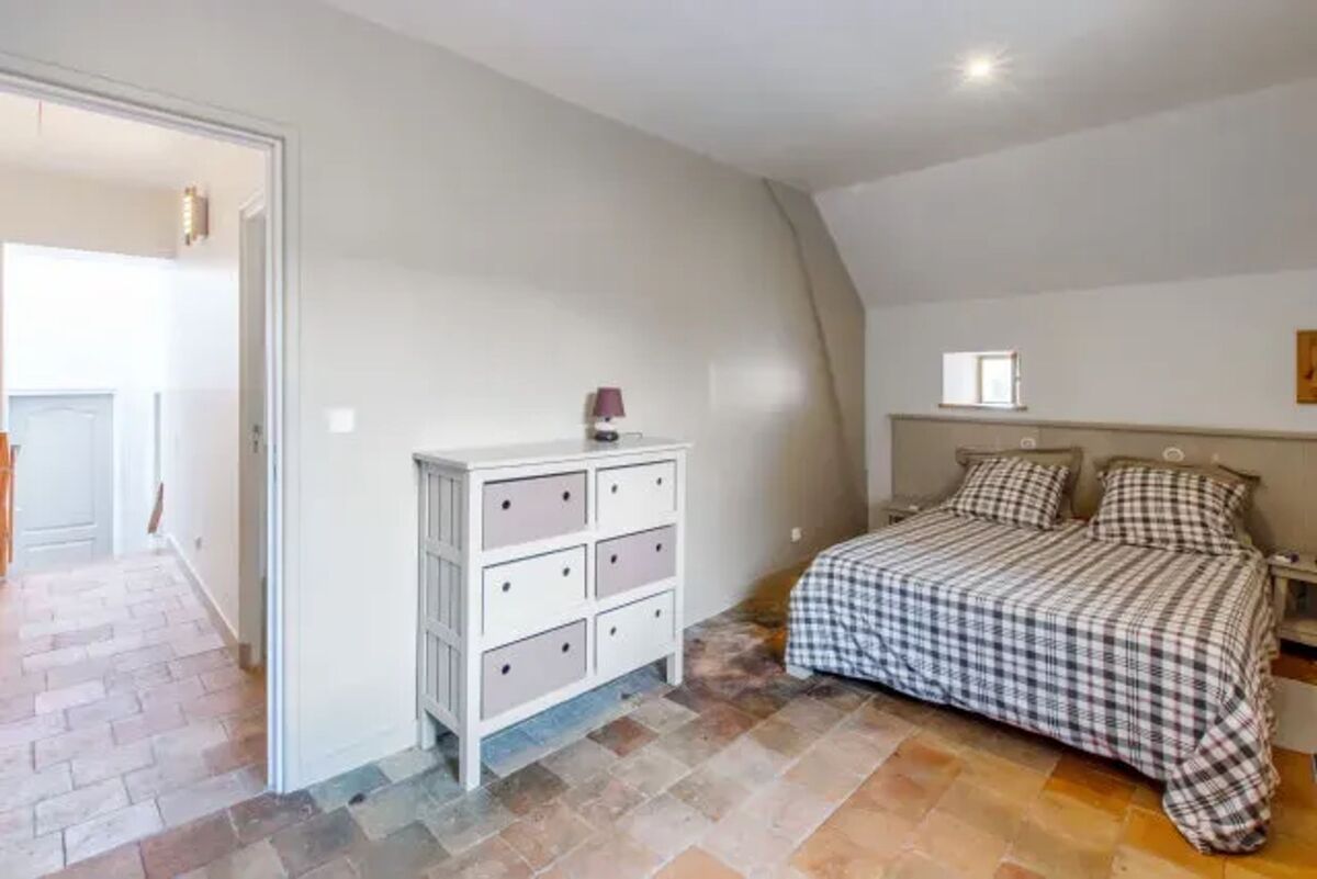 Maison 5 chambres avec spa et jardin d'activités à Assay - Photo 23