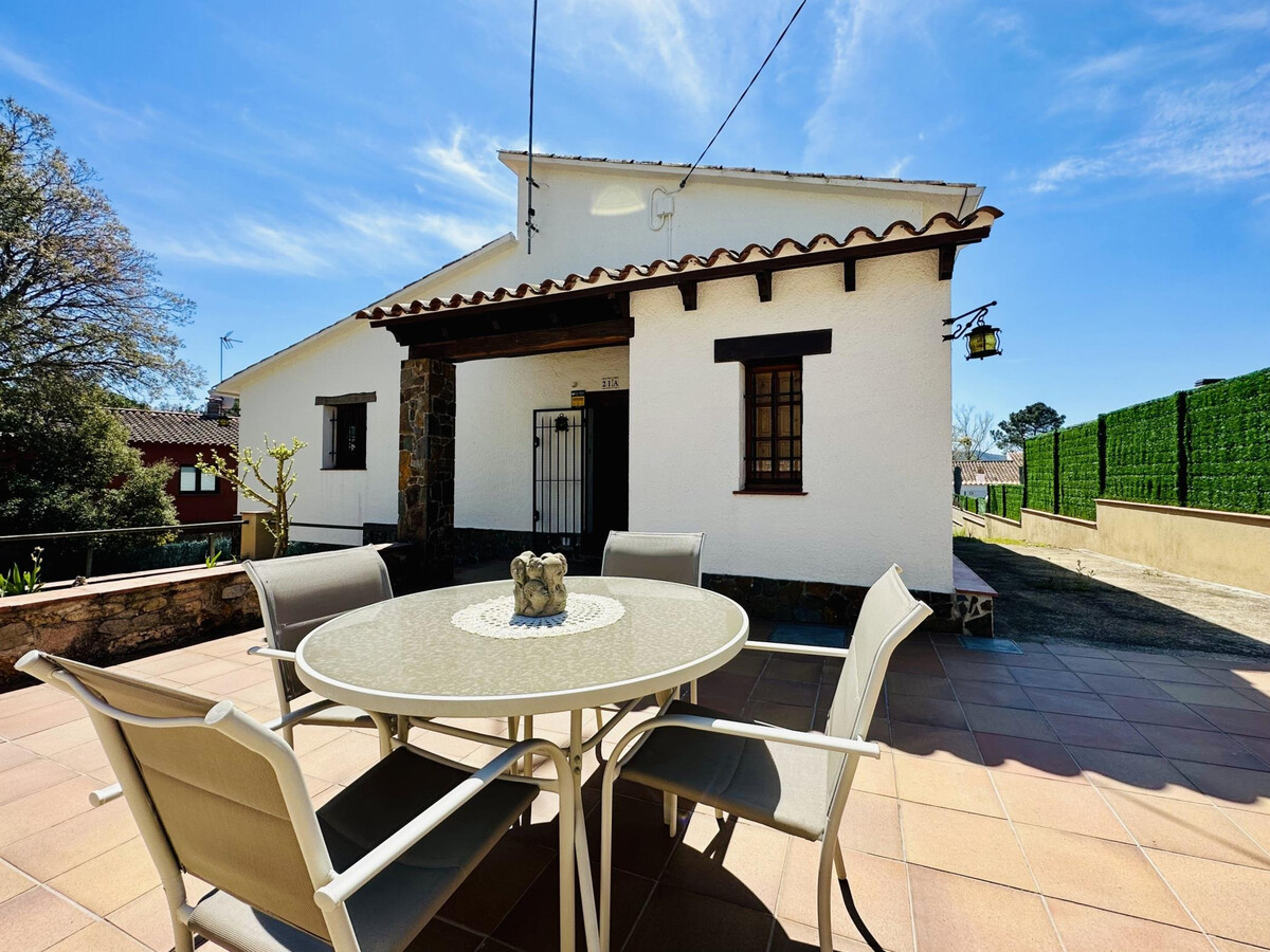 Villa 4 chambres avec jardin, barbecue et parking - Photo 1