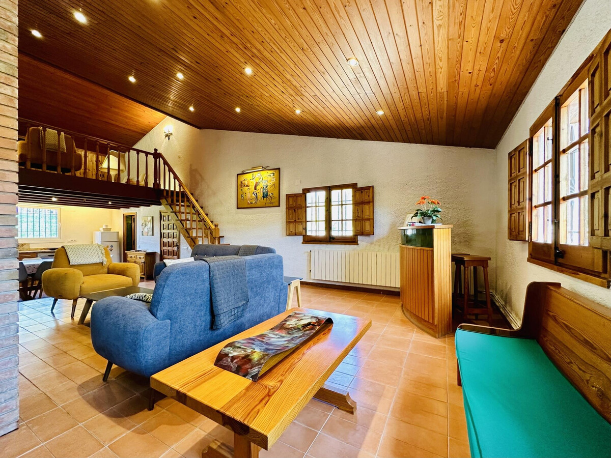 Villa 4 chambres avec jardin, barbecue et parking - Photo 8