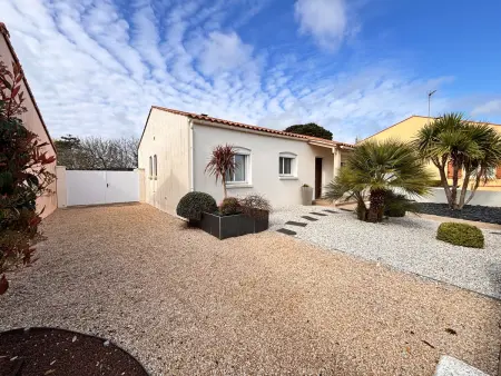 Maison 3 chambres avec jardin clos et véranda aux Sables-d'Olonne : photo 32